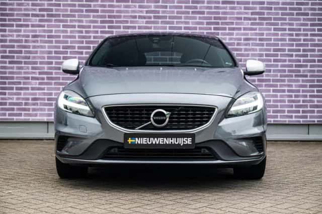 Volvo V40 (2019) thumbnail 9