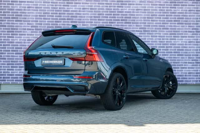 Volvo XC60 (2025) thumbnail 2
