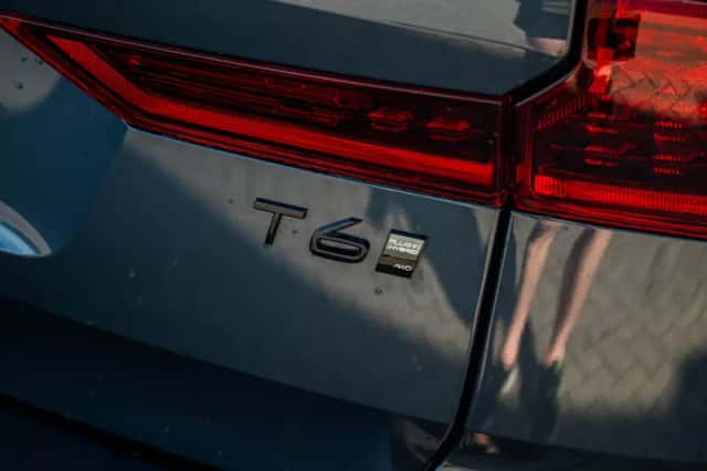 Volvo XC60 (2025) thumbnail 36