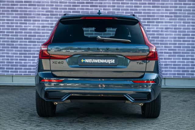 Volvo XC60 (2025) thumbnail 10