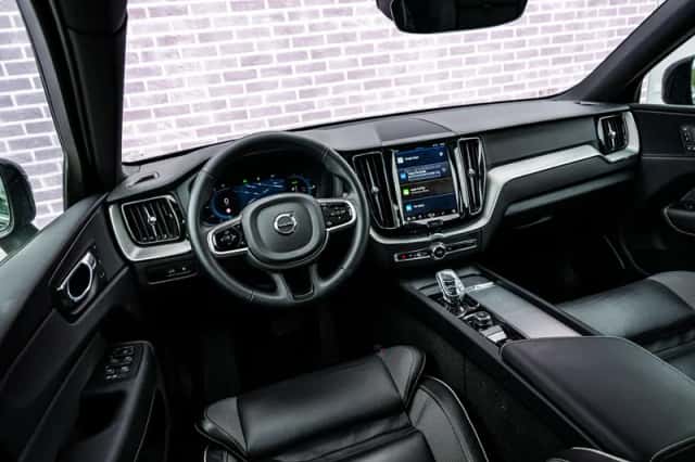 Volvo XC60 (2024) thumbnail 12