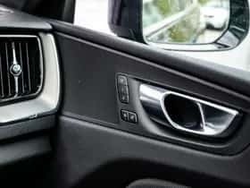 Volvo XC60 thumbnail 24