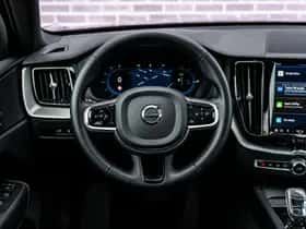 Volvo XC60 thumbnail 4
