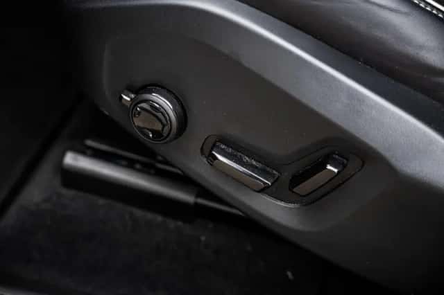 Volvo XC60 (2024) thumbnail 8
