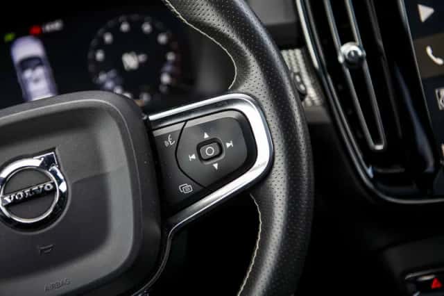 Volvo XC40 (2018) thumbnail 25