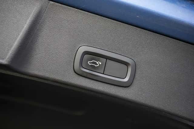 Volvo XC40 (2018) thumbnail 33