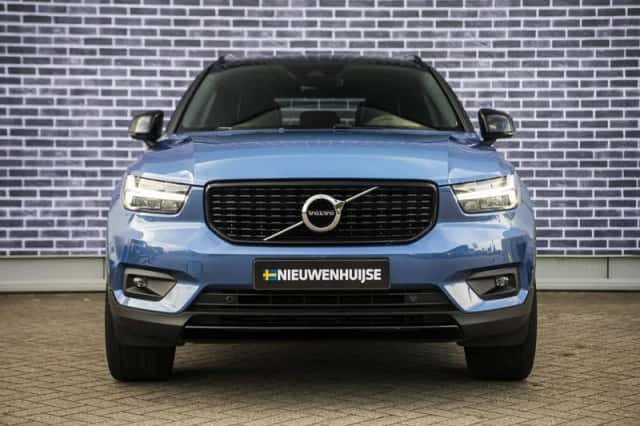 Volvo XC40 (2018) thumbnail 9