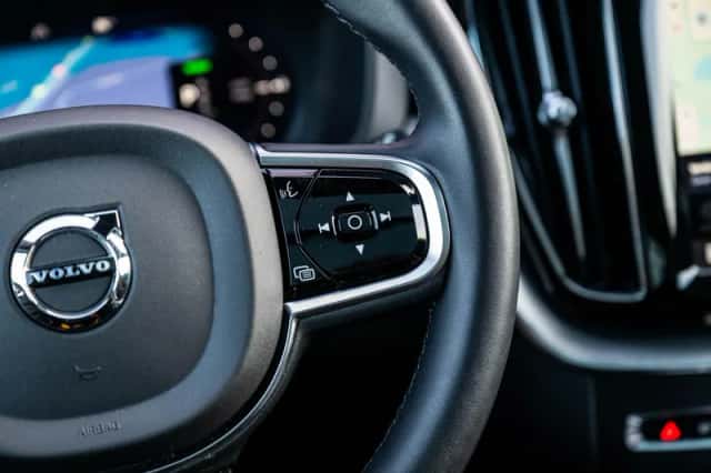 Volvo XC60 (2023) thumbnail 27