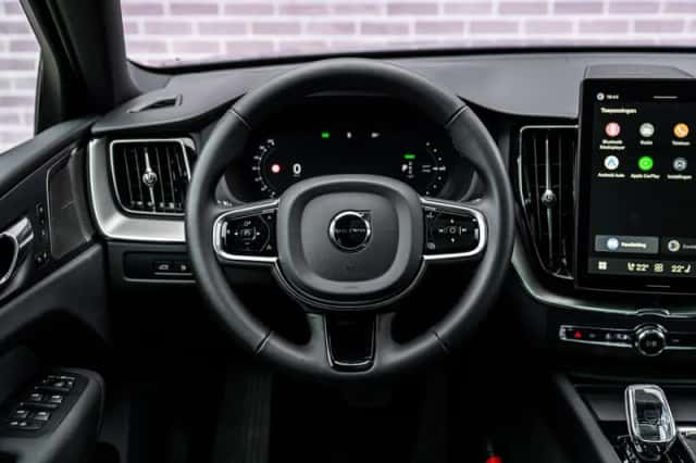 Volvo XC60 (2026) thumbnail 3