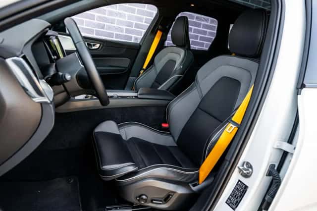 Volvo XC60 (2024) thumbnail 6