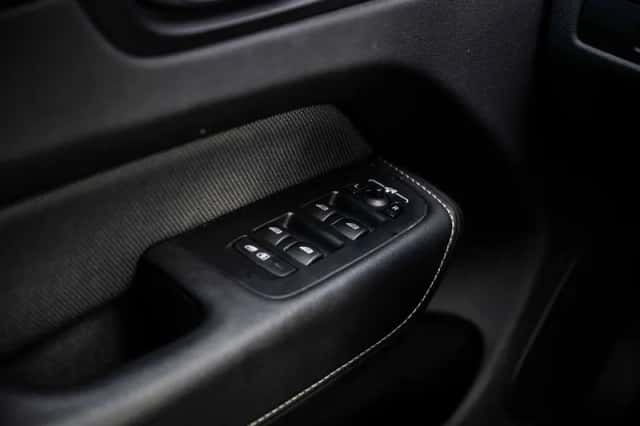 Volvo XC60 (2023) thumbnail 25