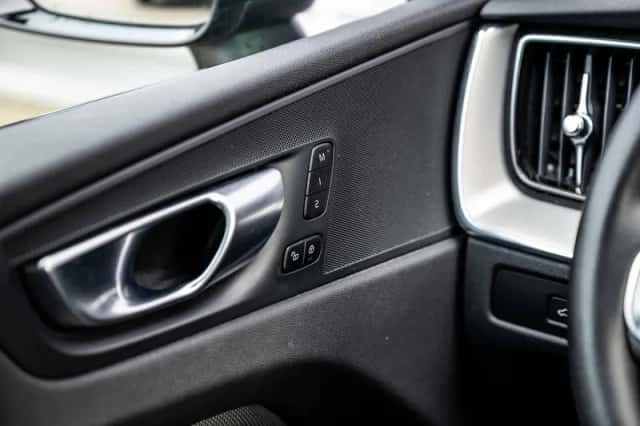 Volvo XC60 (2023) thumbnail 26