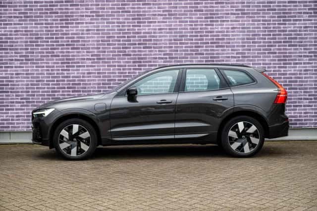 Volvo XC60 (2023) thumbnail 5