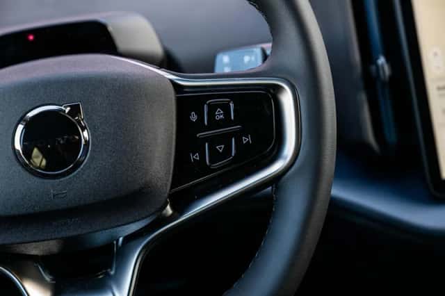 Volvo EX30 (2026) thumbnail 15