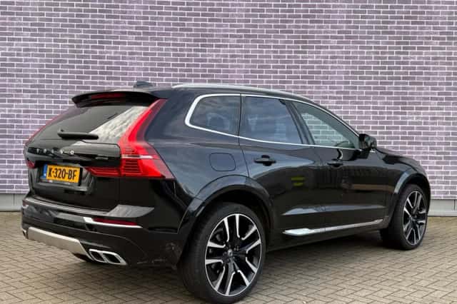 Volvo XC60 (2020) thumbnail 4
