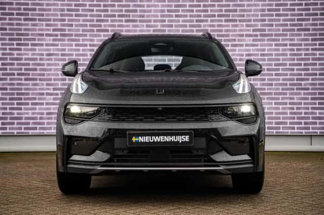 Lynk & Co 01 (2025) thumbnail 10