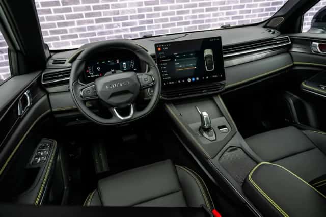 Lynk & Co 01 (2026) thumbnail 12