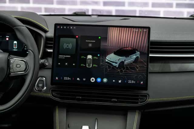 Lynk & Co 01 (2026) thumbnail 13