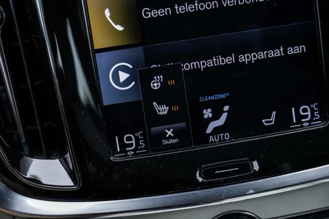 Volvo V60 (2019) thumbnail 23