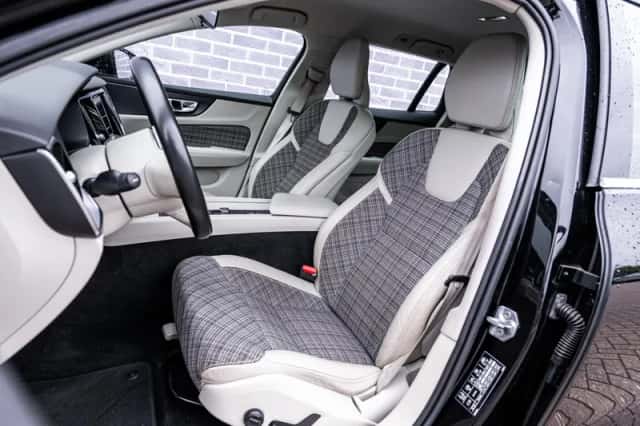 Volvo V60 (2019) thumbnail 8
