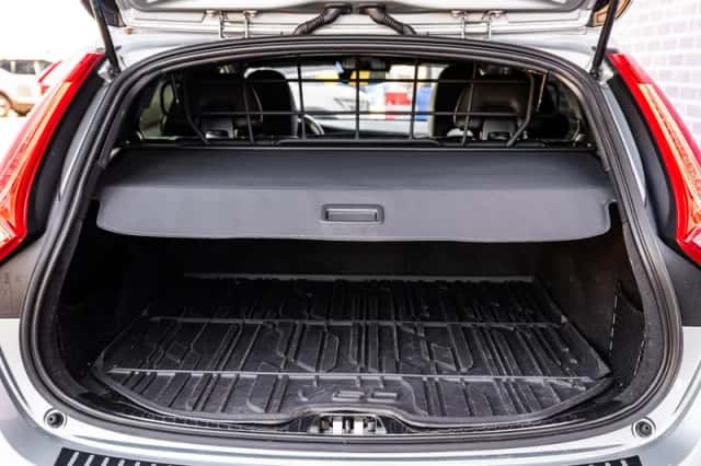 Volvo V60 (2017) thumbnail 34