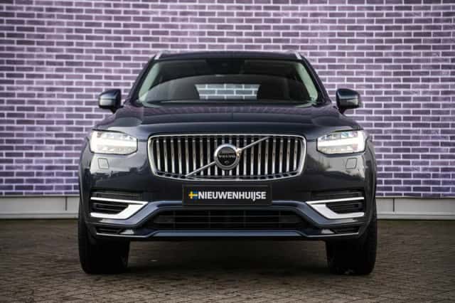 Volvo XC90 (2022) thumbnail 11