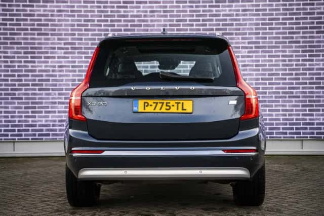 Volvo XC90 (2022) thumbnail 12