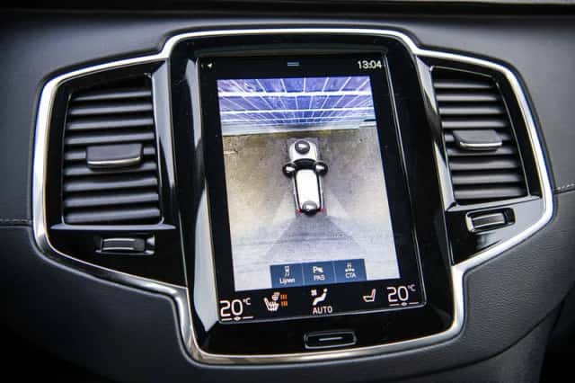 Volvo XC90 (2022) thumbnail 23