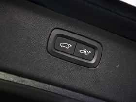 Volvo XC90 thumbnail 37