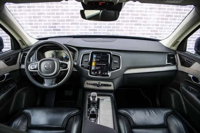 Volvo XC90 (2022) thumbnail 7