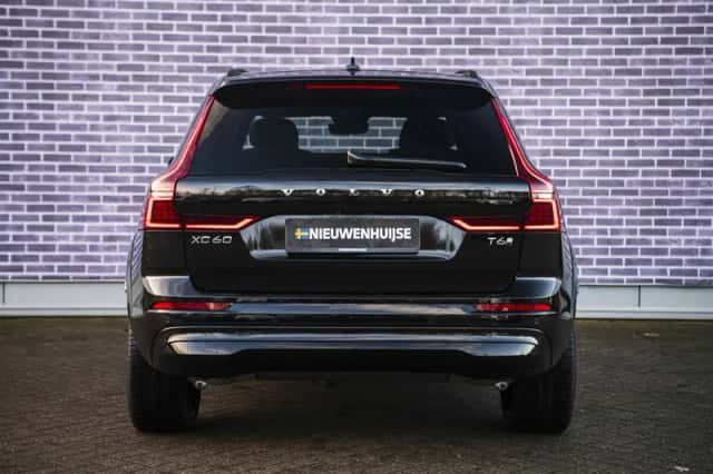Volvo XC60 (2025) thumbnail 11