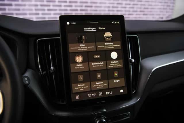 Volvo XC60 (2025) thumbnail 21