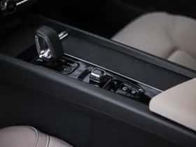 Volvo XC60 thumbnail 30