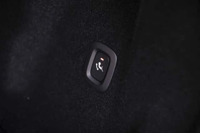 Volvo XC60 (2025) thumbnail 32