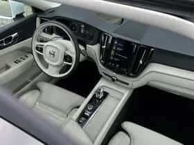 Volvo XC60 thumbnail 11