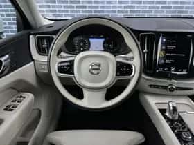 Volvo XC60 thumbnail 4