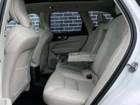 Volvo XC60 thumbnail 8