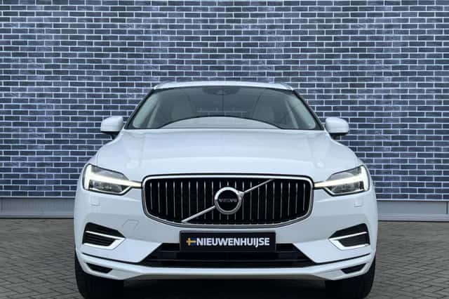 Volvo XC60 (2018) thumbnail 9
