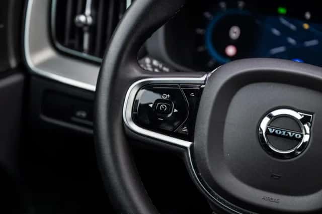 Volvo XC60 (2025) thumbnail 28