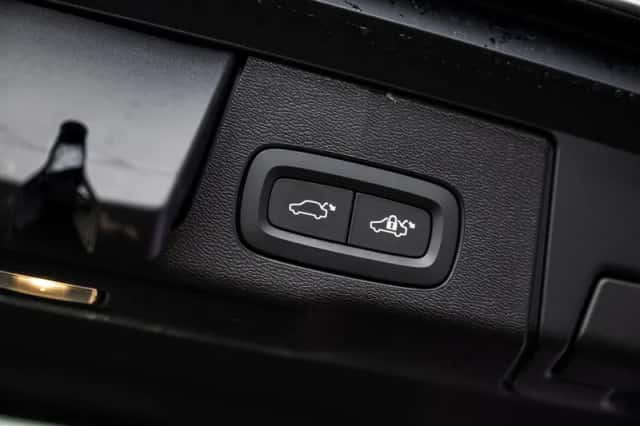 Volvo XC60 (2025) thumbnail 35
