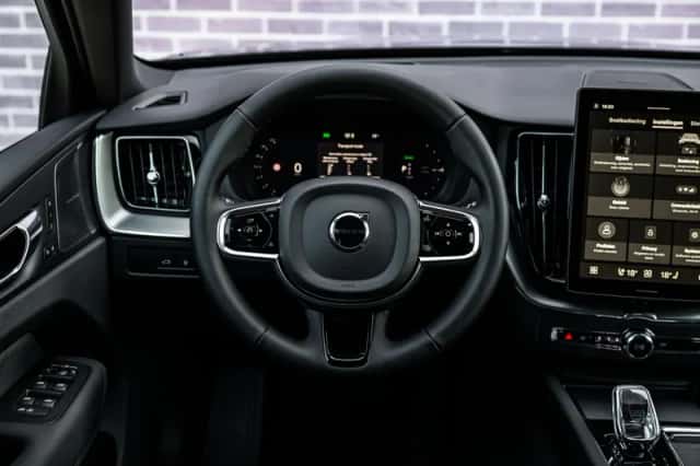 Volvo XC60 (2026) thumbnail 3