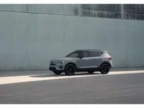 Volvo EX40 thumbnail 13