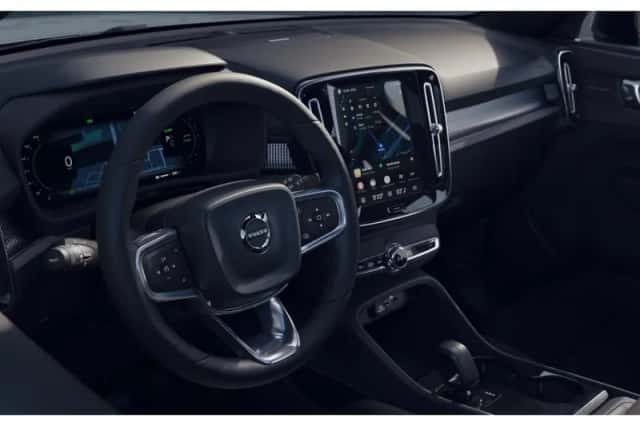 Volvo EX40 (2026) thumbnail 5