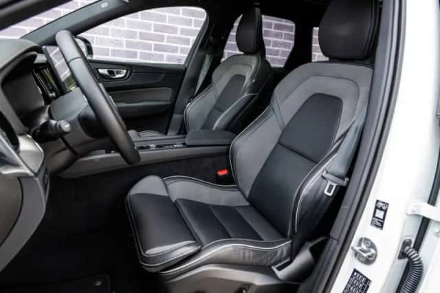 Volvo XC60 (2026) thumbnail 6