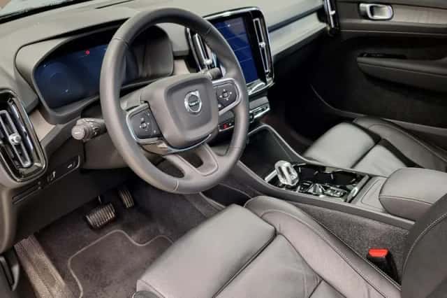 Volvo XC40 (2022) thumbnail 5