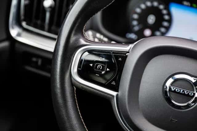 Volvo V60 (2021) thumbnail 30