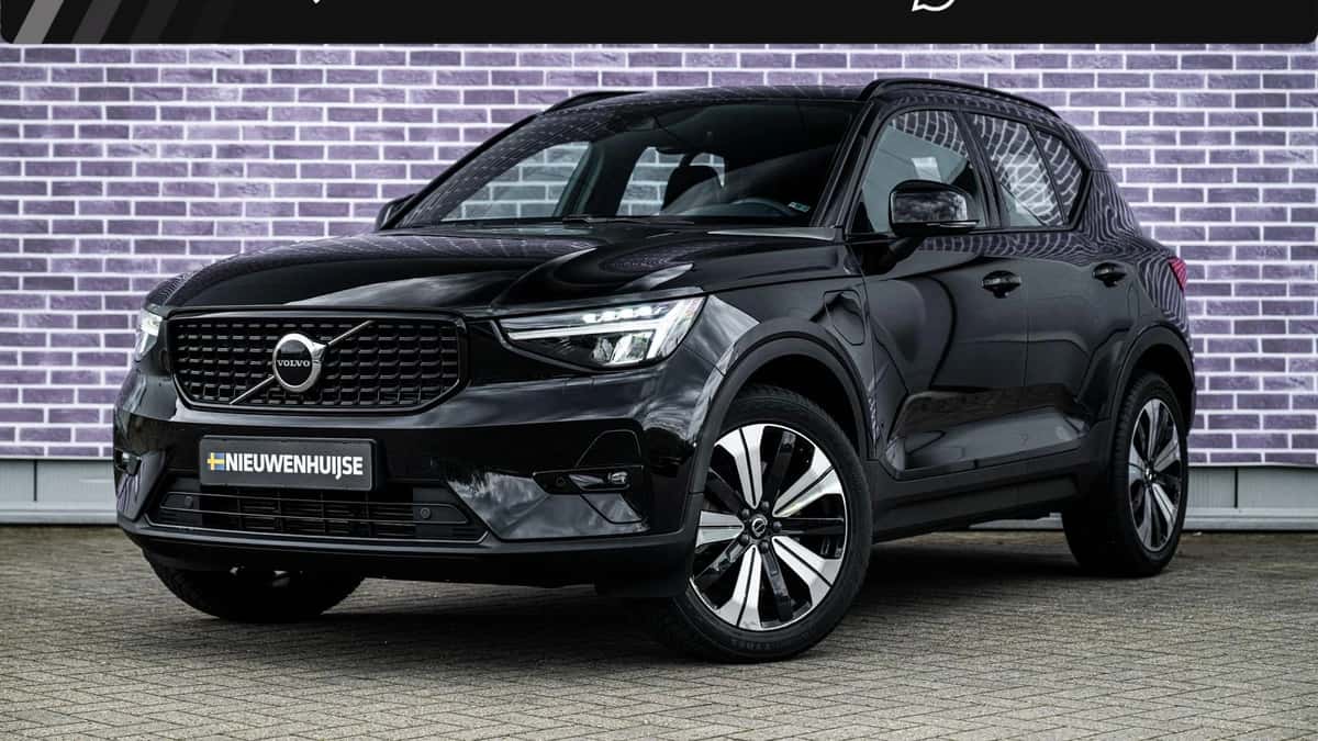 Volvo XC40 — foto 1