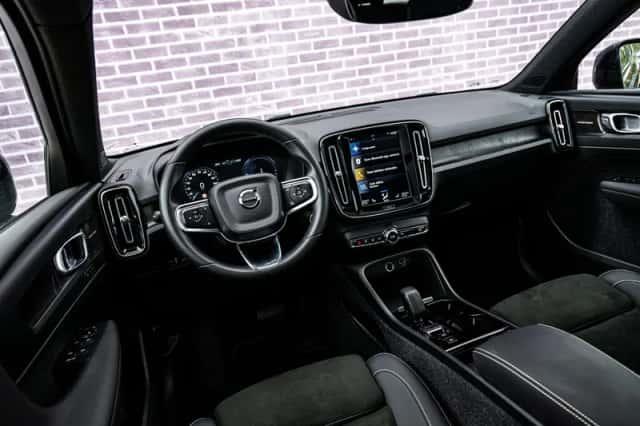 Volvo XC40 (2022) thumbnail 12