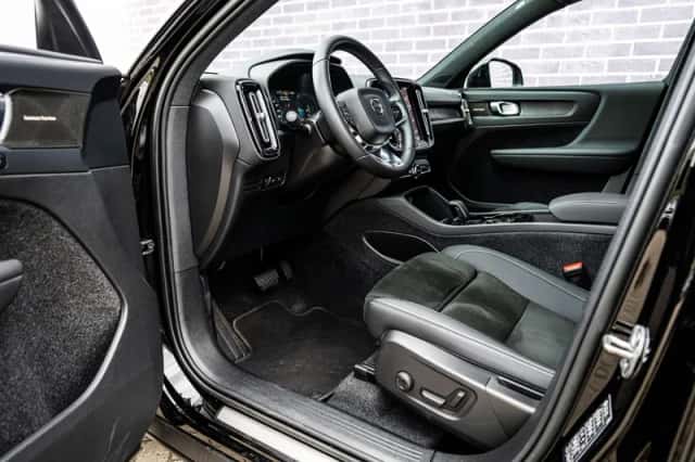 Volvo XC40 (2022) thumbnail 18