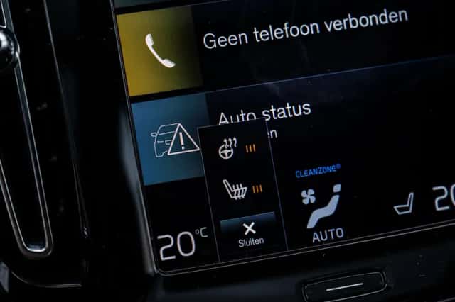 Volvo XC40 (2022) thumbnail 23
